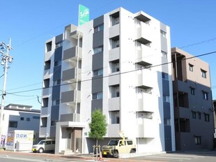 アルカディア谷山中央の物件外観写真